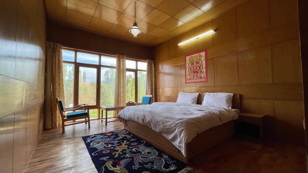 The Willow House Leh Bagian luar foto