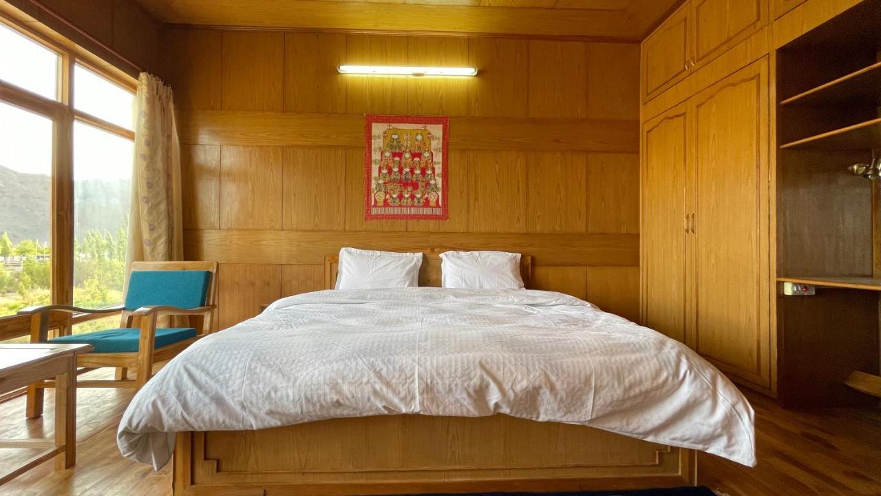 The Willow House Leh Bagian luar foto