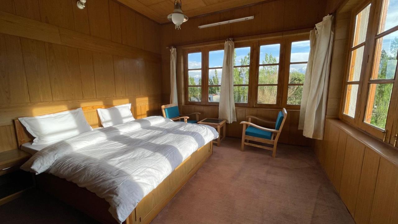 The Willow House Leh Bagian luar foto