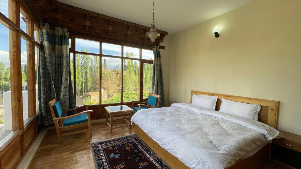 The Willow House Leh Bagian luar foto