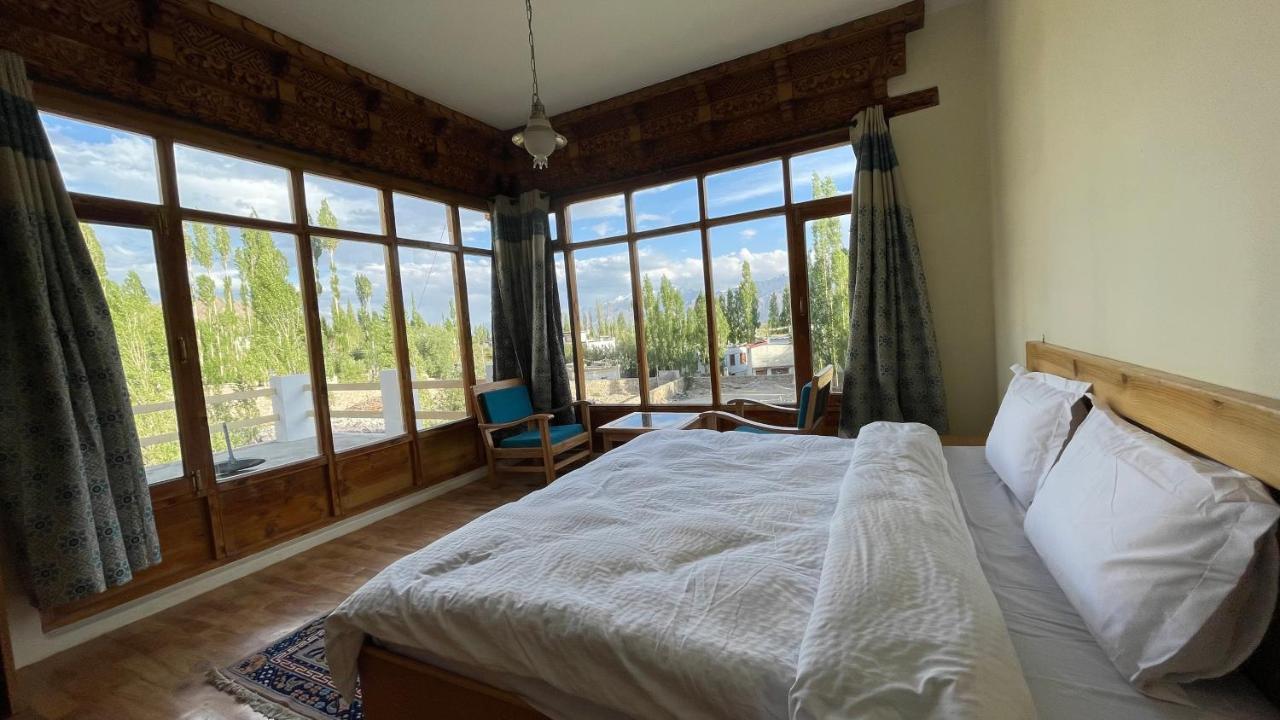The Willow House Leh Bagian luar foto