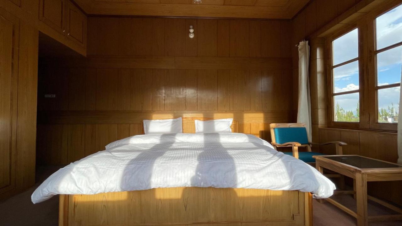 The Willow House Leh Bagian luar foto