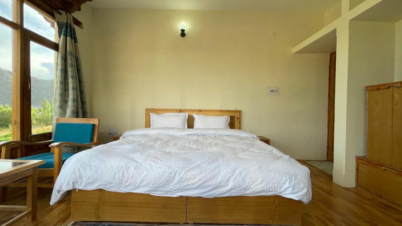 The Willow House Leh Bagian luar foto