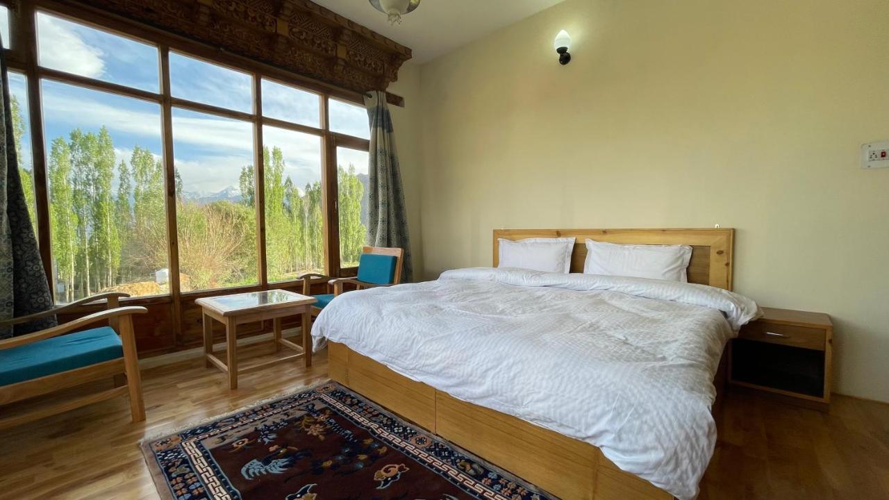 The Willow House Leh Bagian luar foto