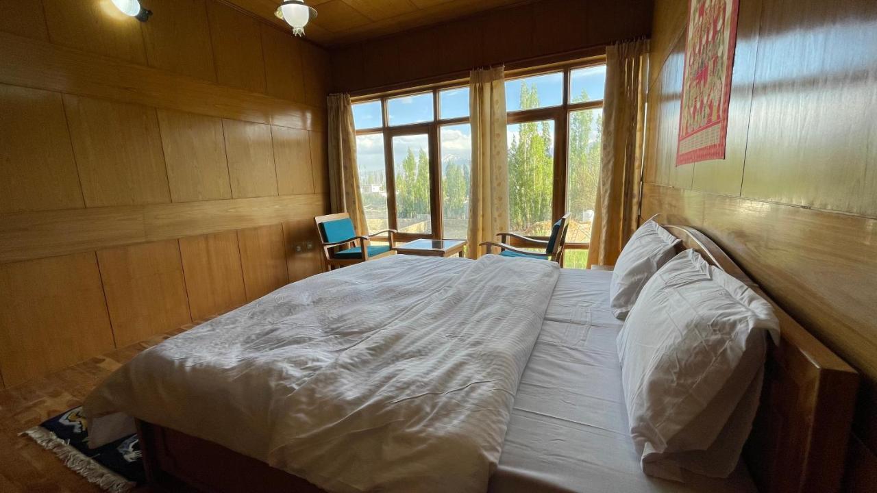 The Willow House Leh Bagian luar foto