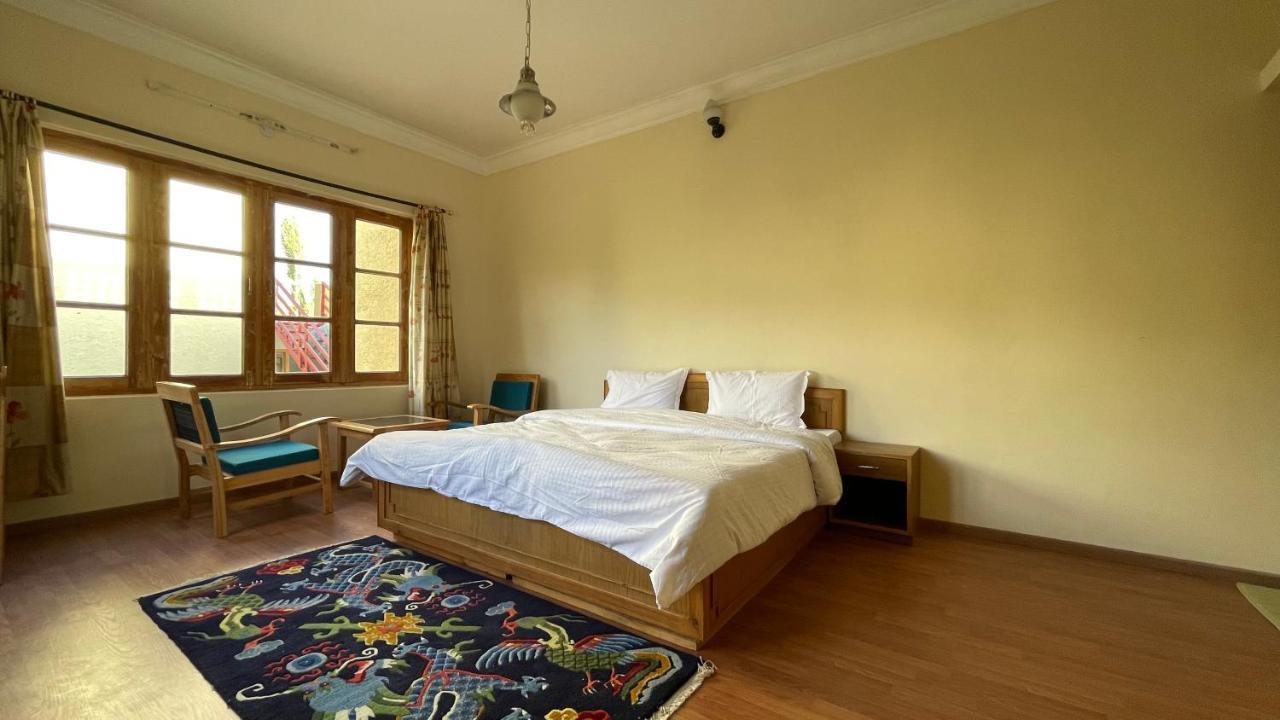 The Willow House Leh Bagian luar foto
