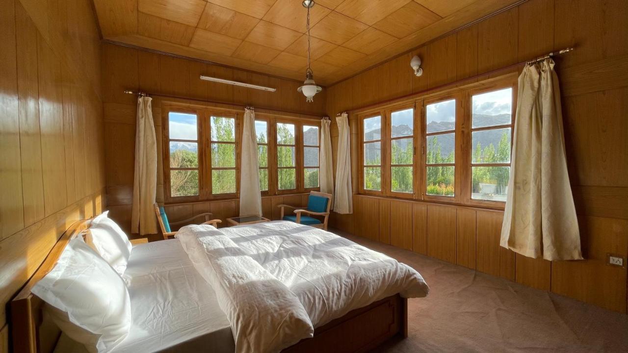 The Willow House Leh Bagian luar foto