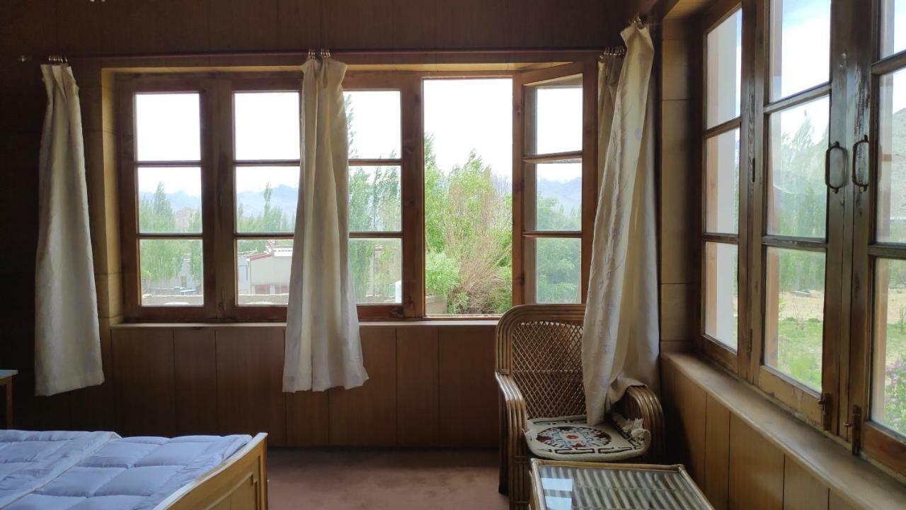 The Willow House Leh Bagian luar foto